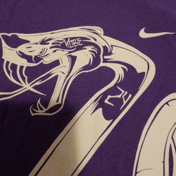 Kobe Nike Shirt - Picture 2 of 3